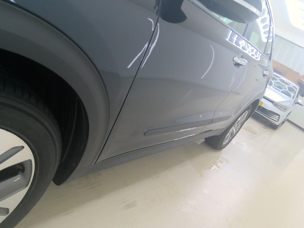Foto 26 van Kia Niro