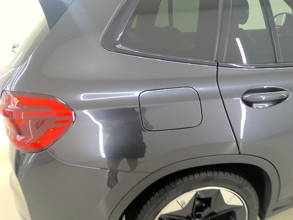 Photo 32 of BMW ix3