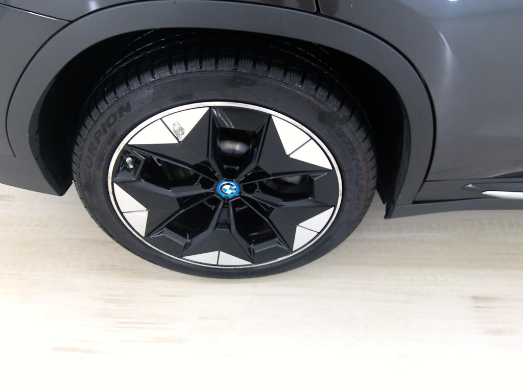 Photo 35 of BMW ix3