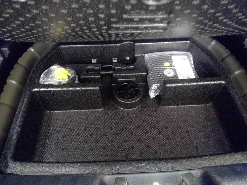 Foto 12 van Kia Niro