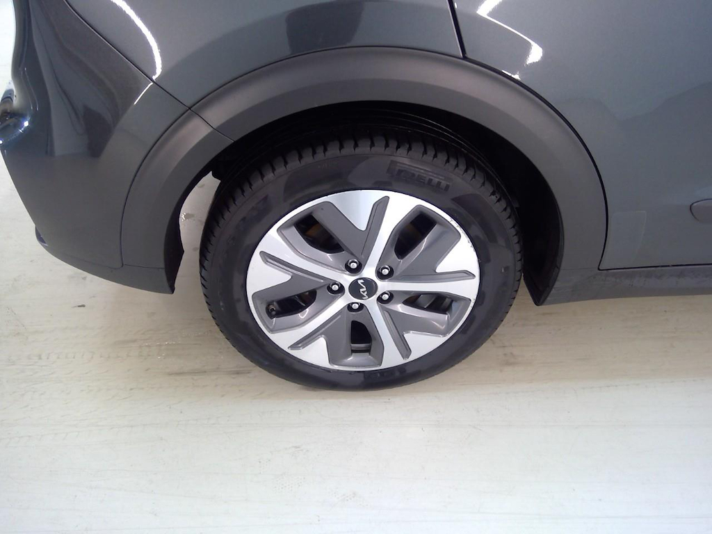 Foto 15 van Kia Niro