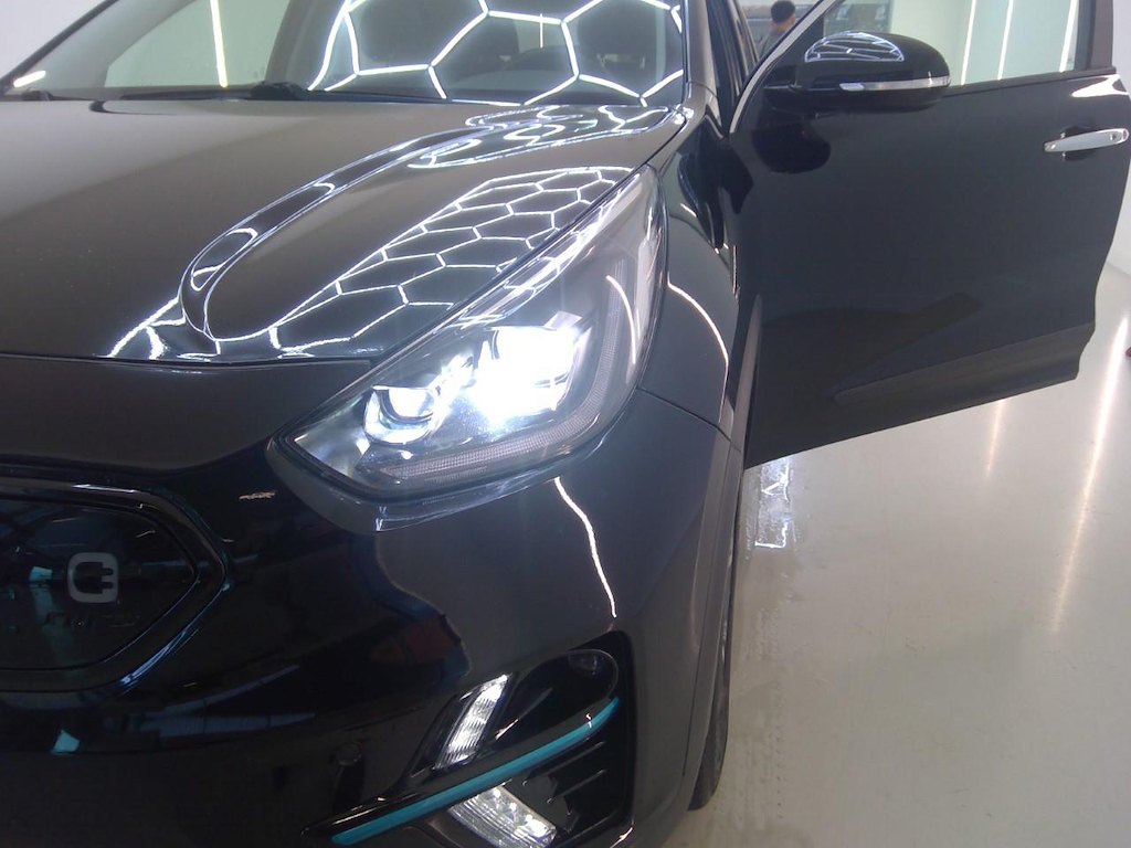 Foto 19 van Kia Niro