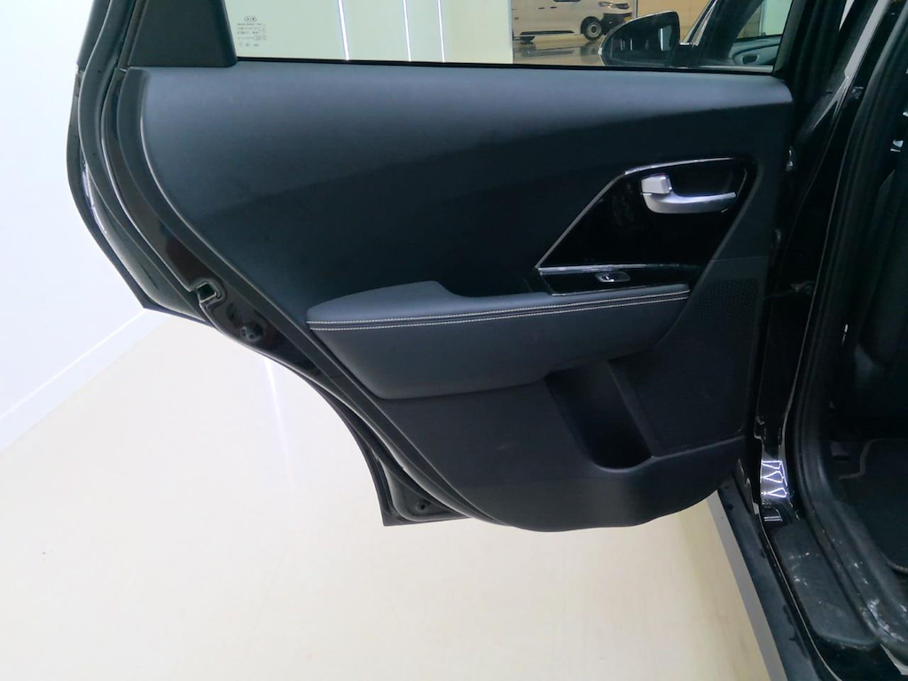 Foto 28 van Kia Niro