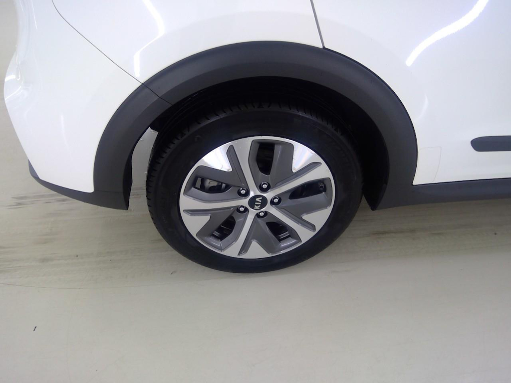 Foto 14 van Kia Niro
