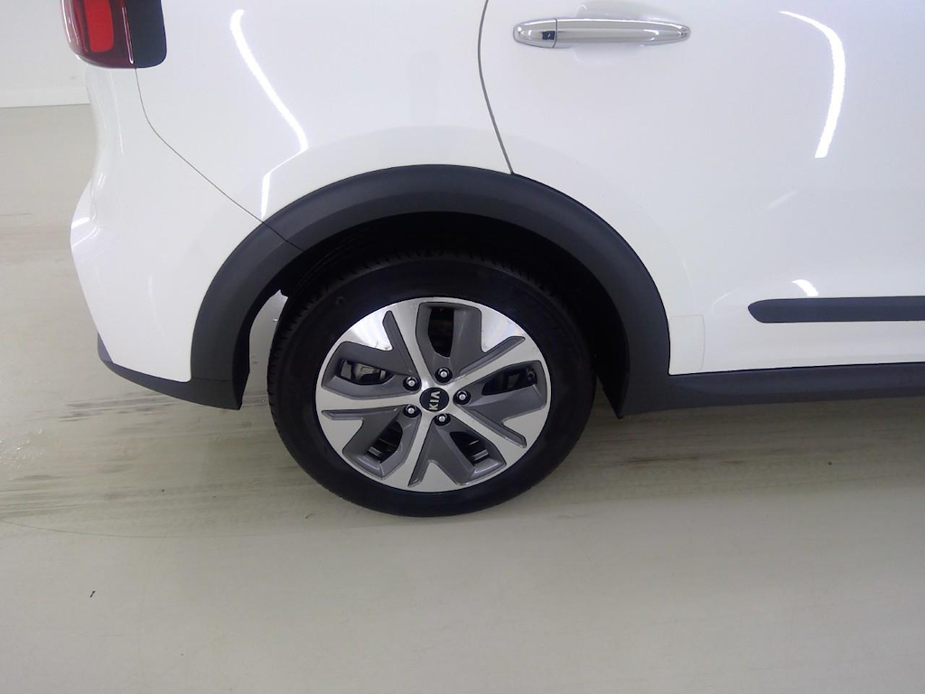 Foto 36 van Kia Niro