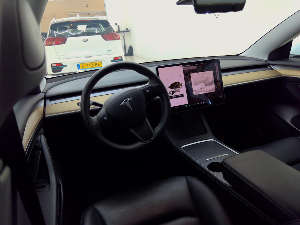 Foto 5 van Tesla Model 3