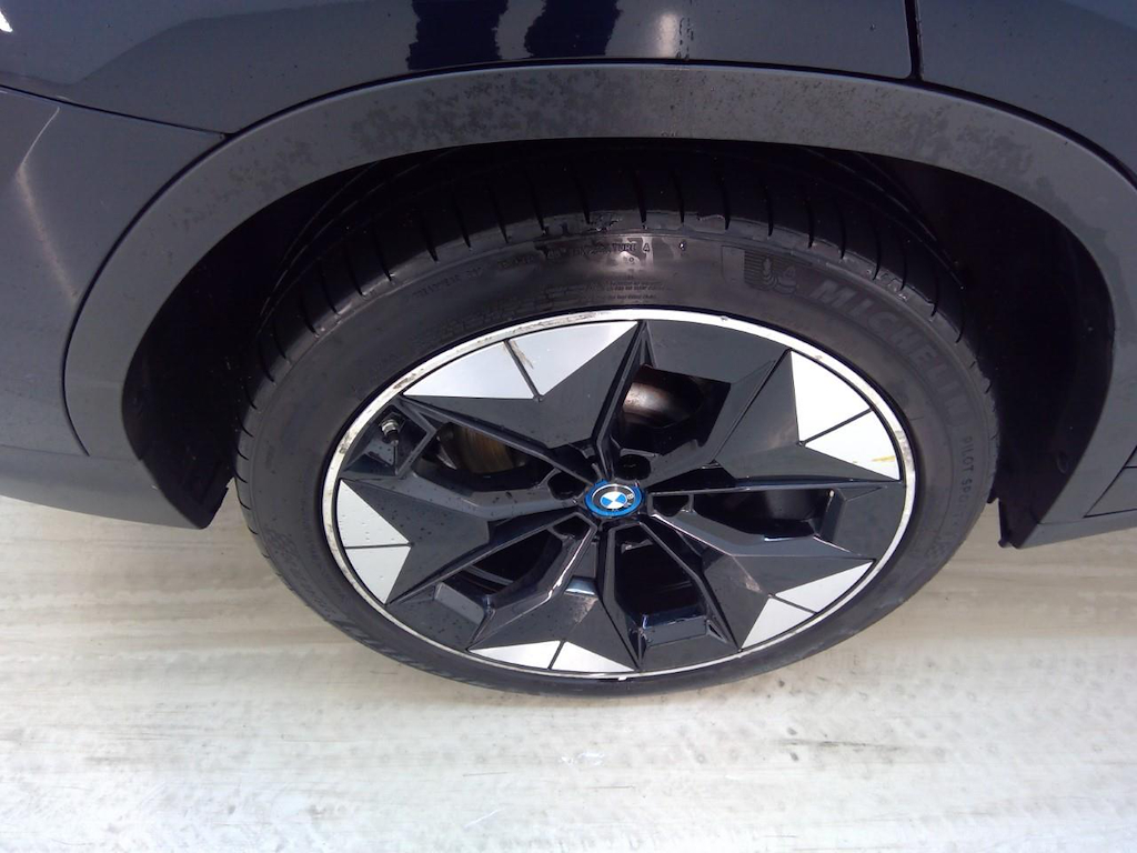 Foto 33 van BMW ix3