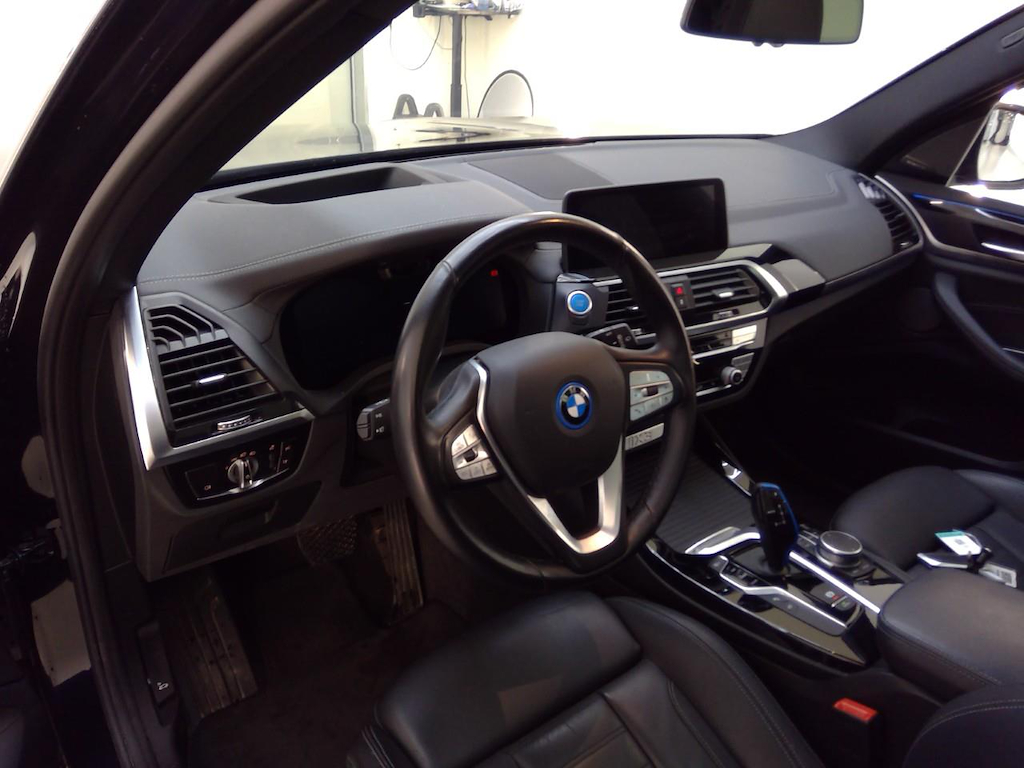 Foto 4 van BMW ix3
