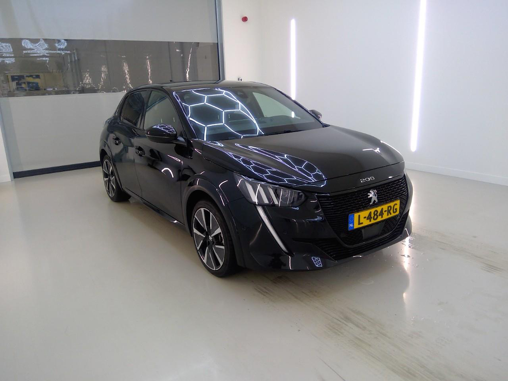 Foto 6 van Peugeot E-208