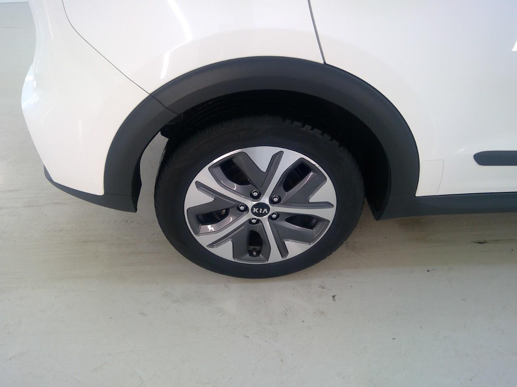Foto 12 van Kia Niro