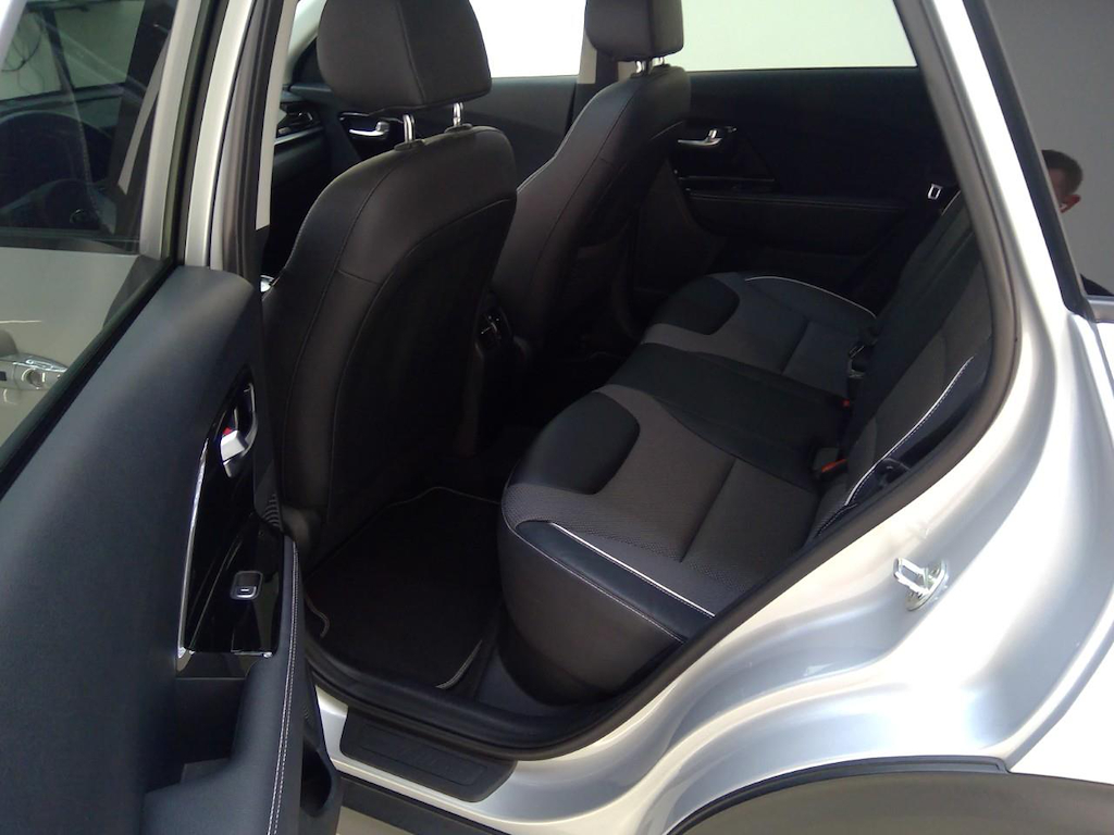 Foto 9 van Kia Niro