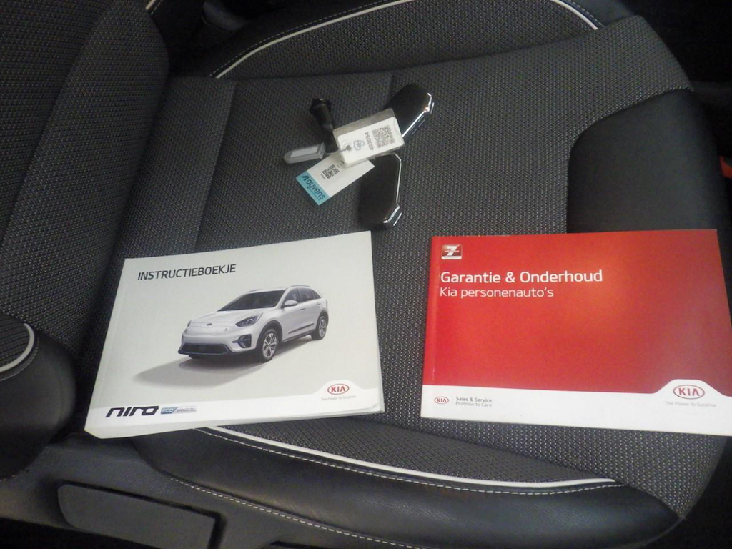 Foto 17 van Kia Niro