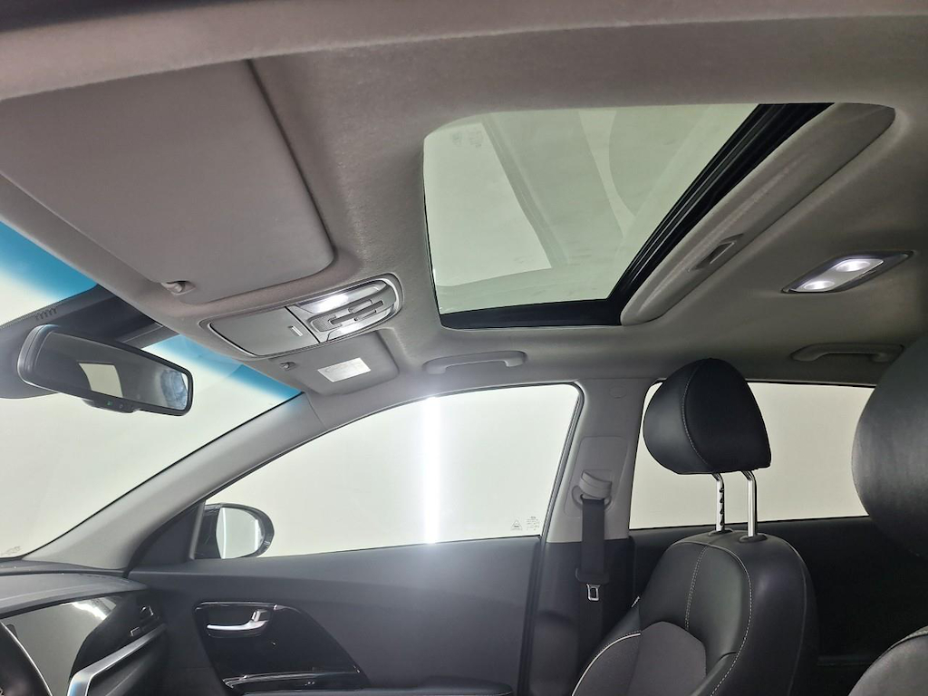 Foto 18 van Kia Niro
