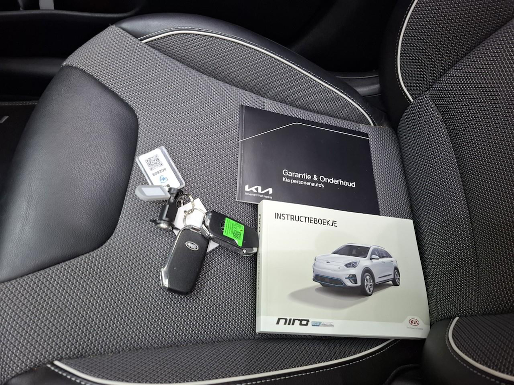 Foto 25 van Kia Niro