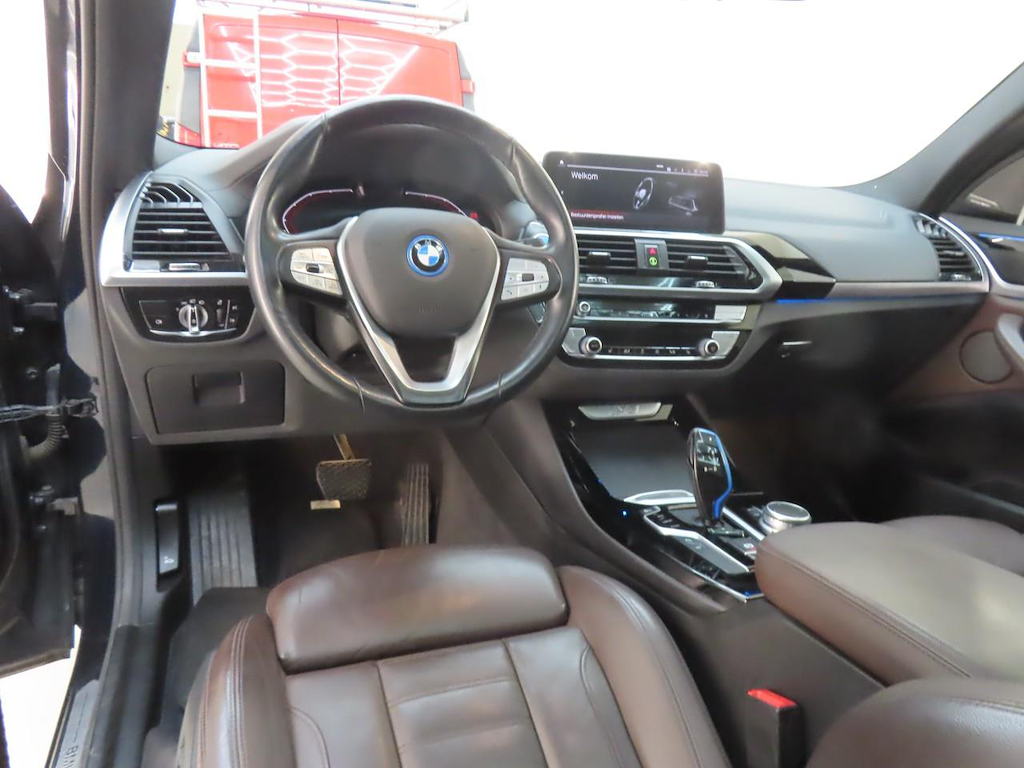 Foto 9 van BMW ix3