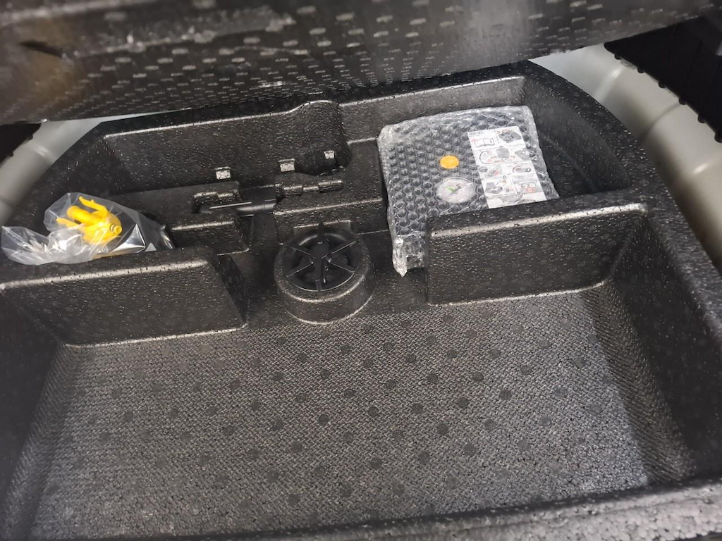 Foto 12 van Kia Niro