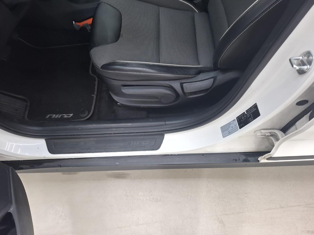 Foto 32 van Kia Niro