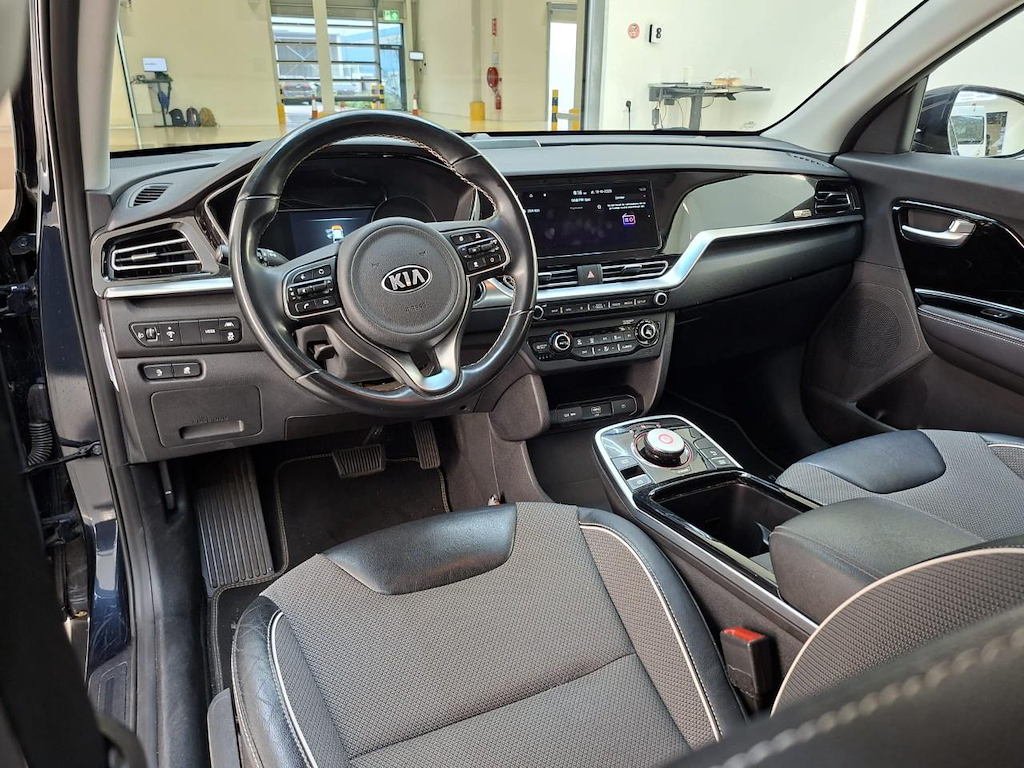 Foto 13 van Kia Niro