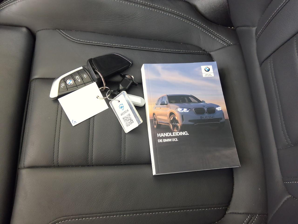 Foto 14 van BMW ix3