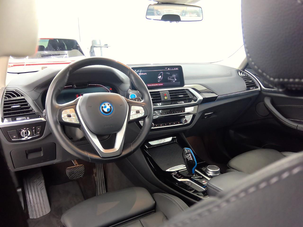 Foto 4 van BMW ix3
