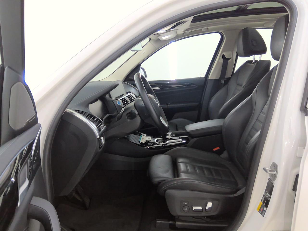 Foto 8 van BMW ix3