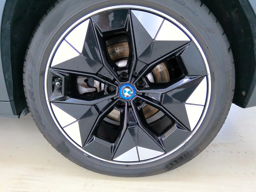 Foto 30 van BMW ix3