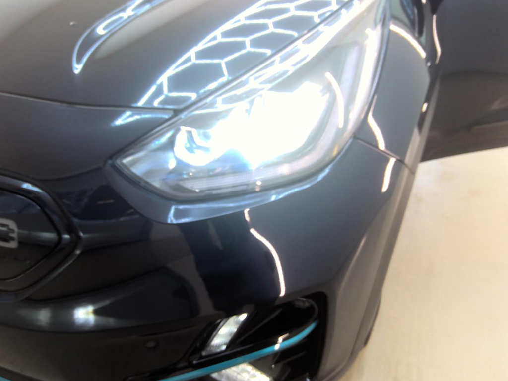 Foto 12 van Kia Niro