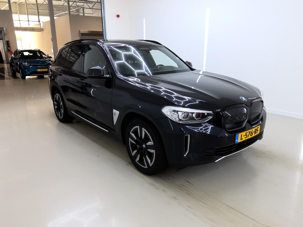 Foto 3 van BMW ix3