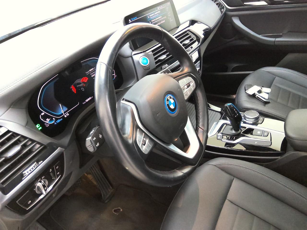 Foto 35 van BMW ix3