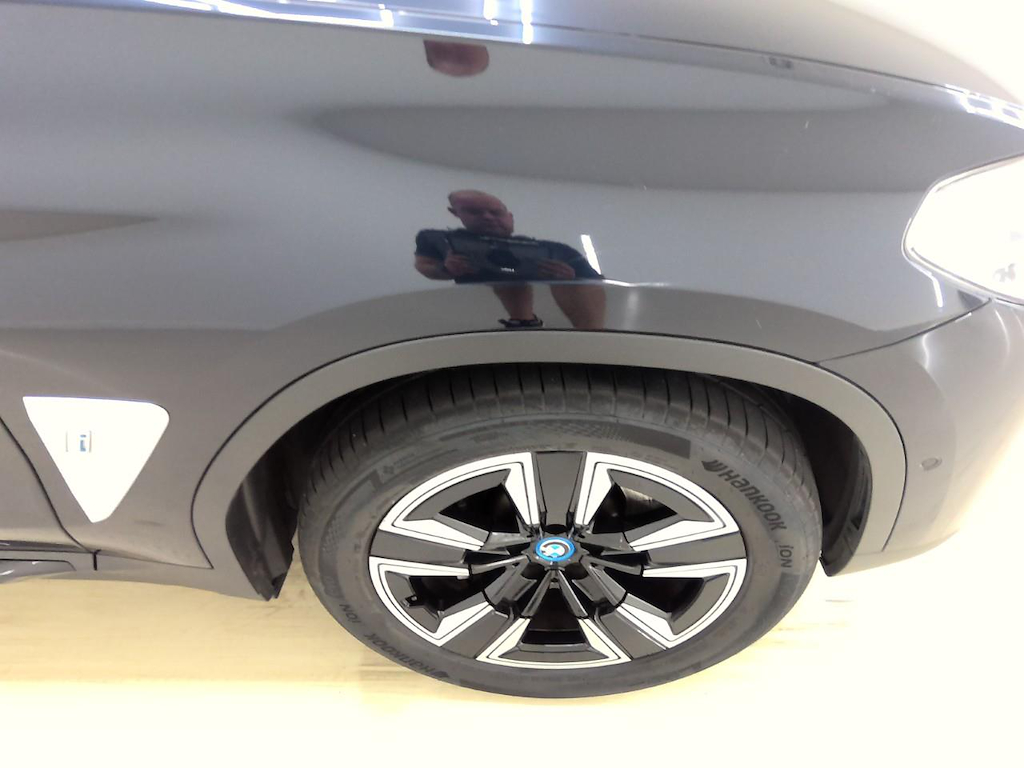 Foto 39 van BMW ix3
