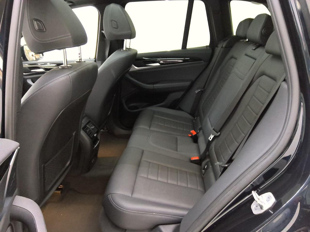 Foto 9 van BMW ix3