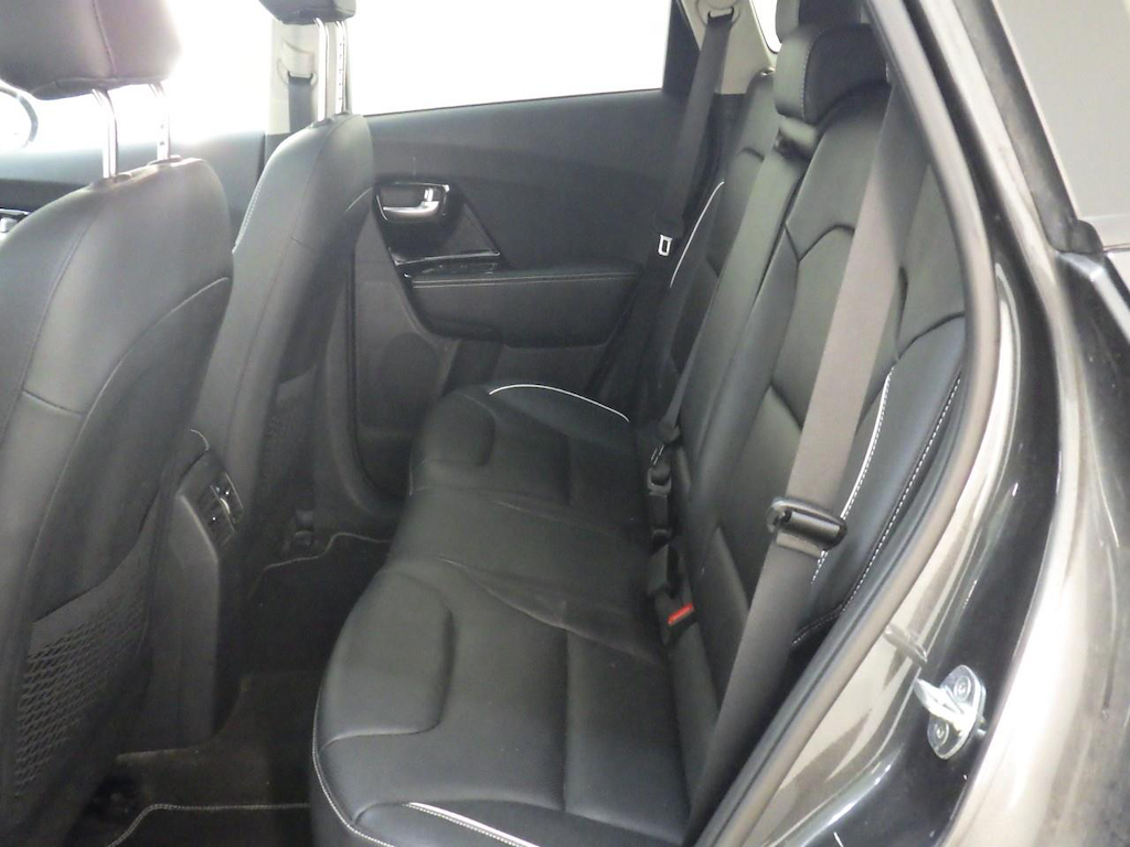 Foto 15 van Kia Niro