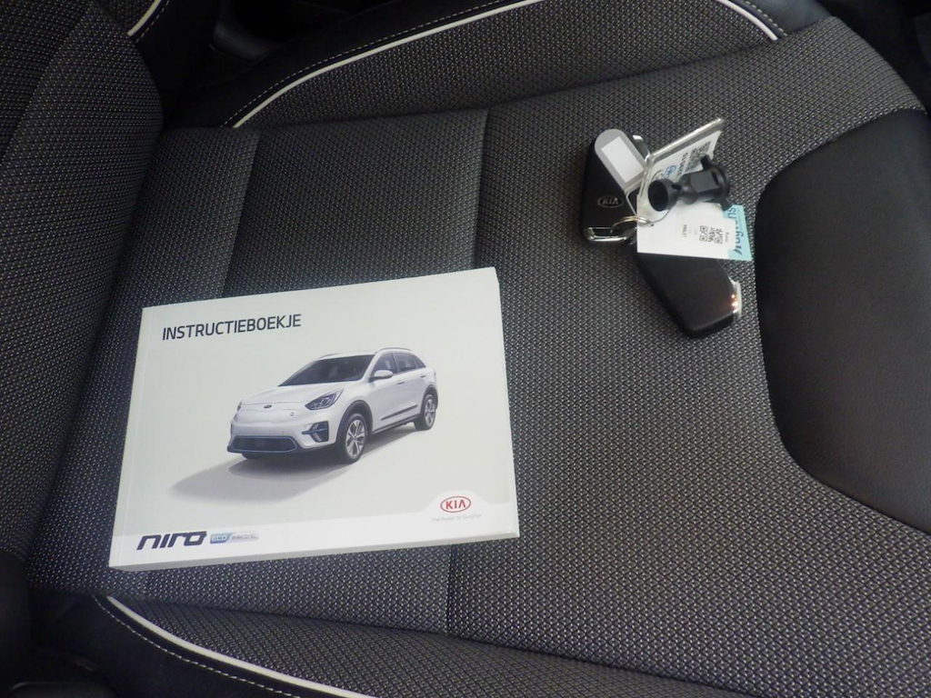 Foto 16 van Kia Niro
