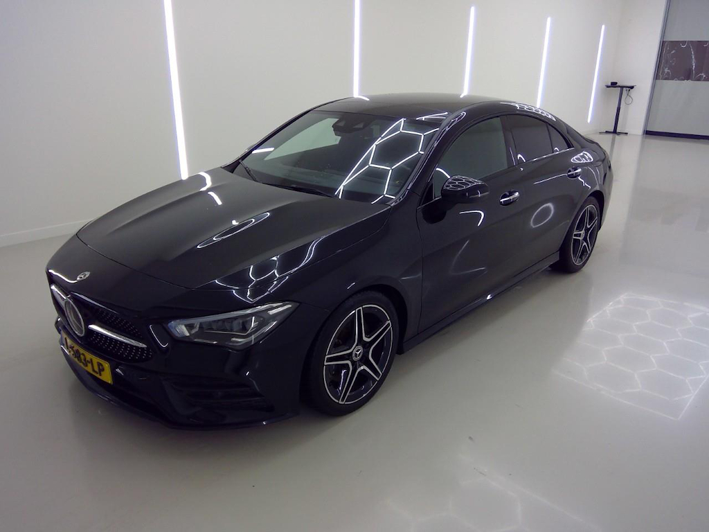 Mercedes-Benz CLA 200 DCT Business Solution AMG 4d