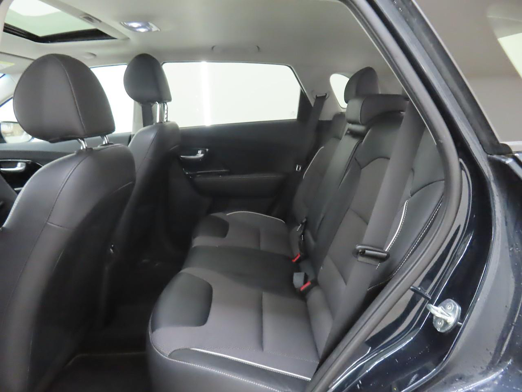 Foto 9 van Kia Niro