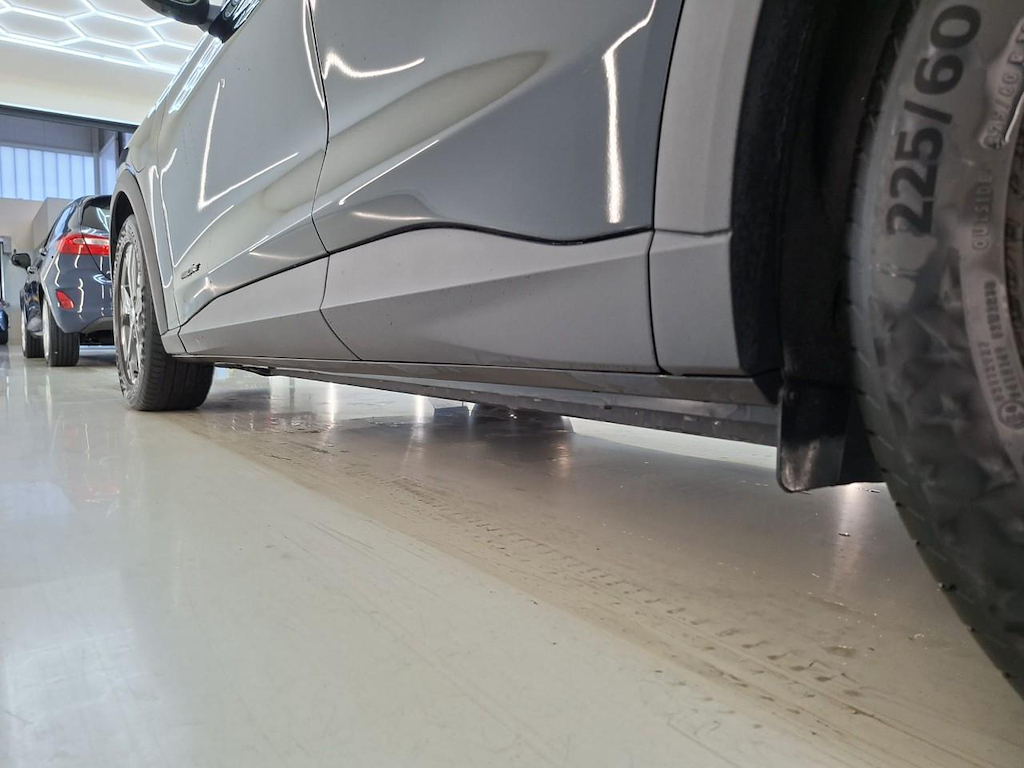 Foto 21 van Ford Mustang