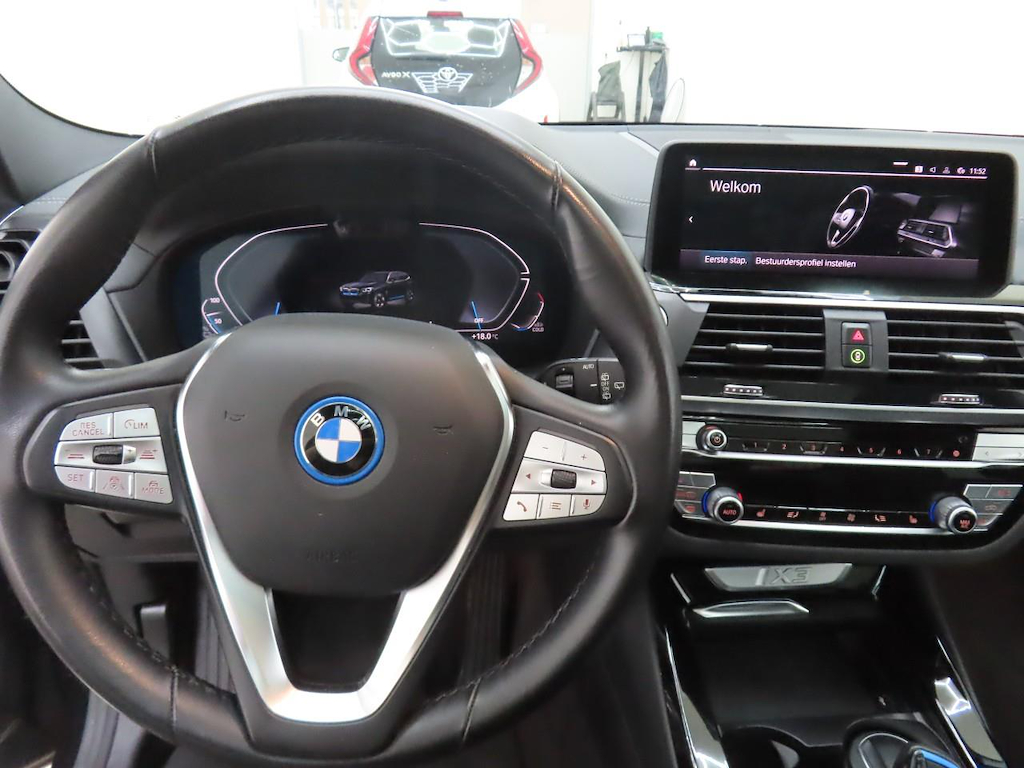 Foto 4 van BMW ix3