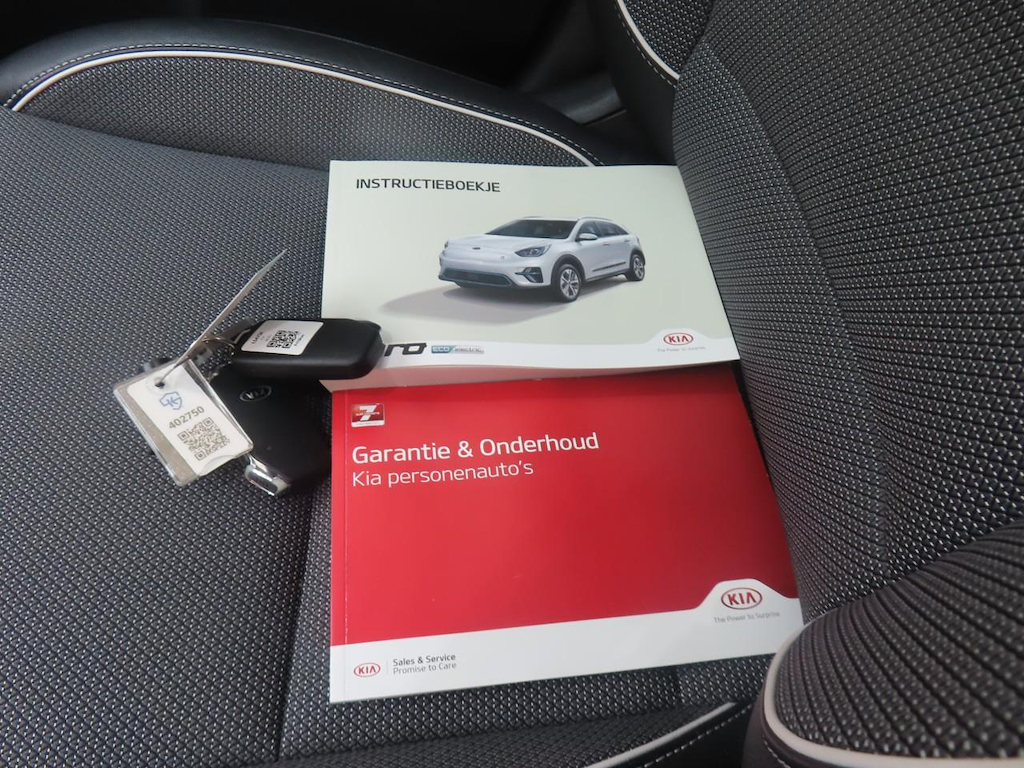 Foto 16 van Kia Niro