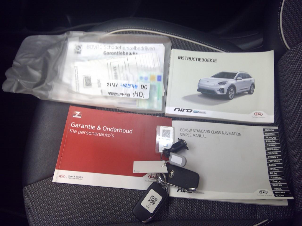 Foto 14 van Kia Niro