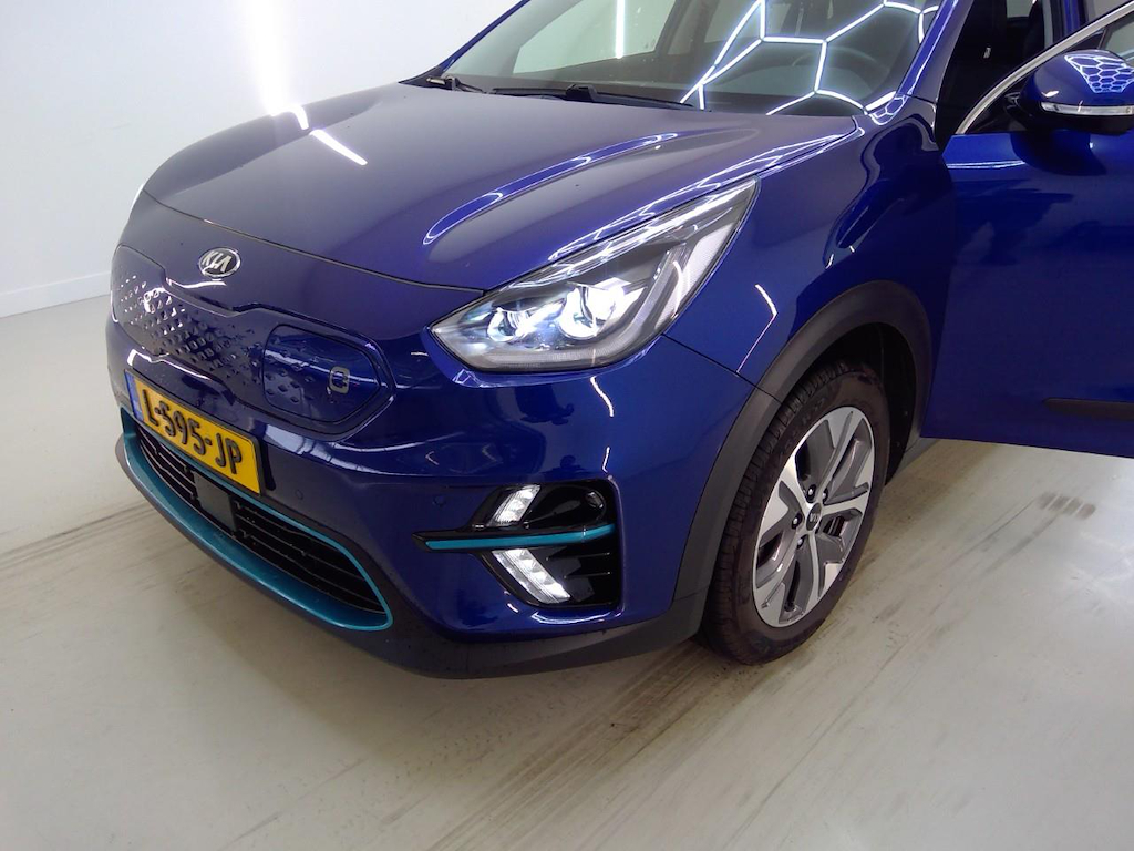 Foto 24 van Kia Niro
