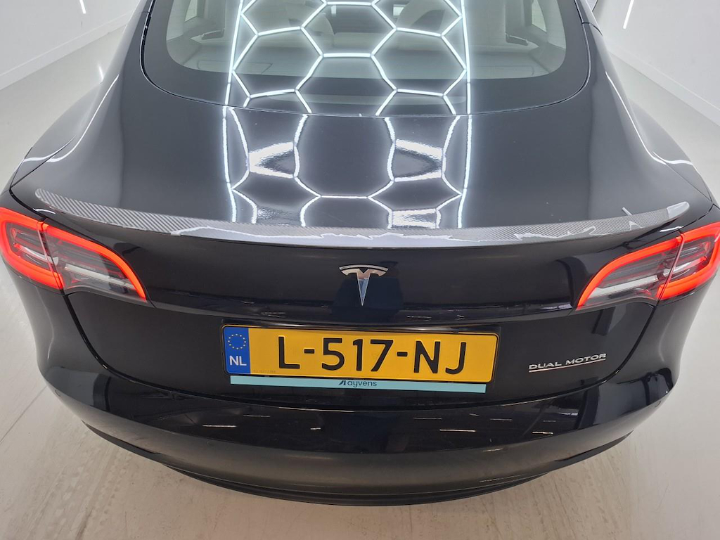 Foto 32 van Tesla Model 3