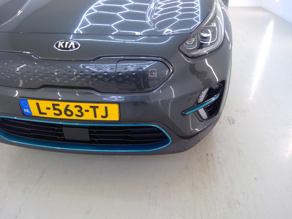 Foto 40 van Kia Niro