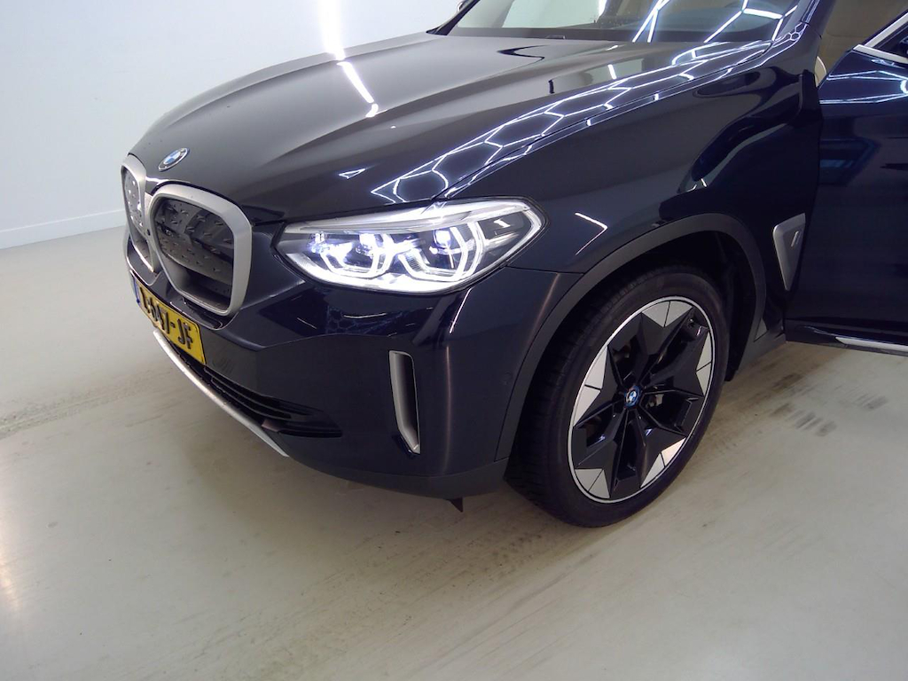 Foto 23 van BMW ix3