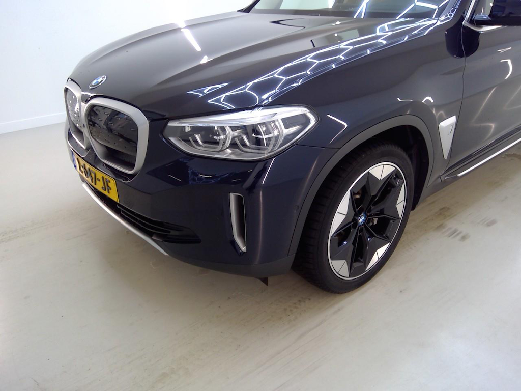 Foto 39 van BMW ix3