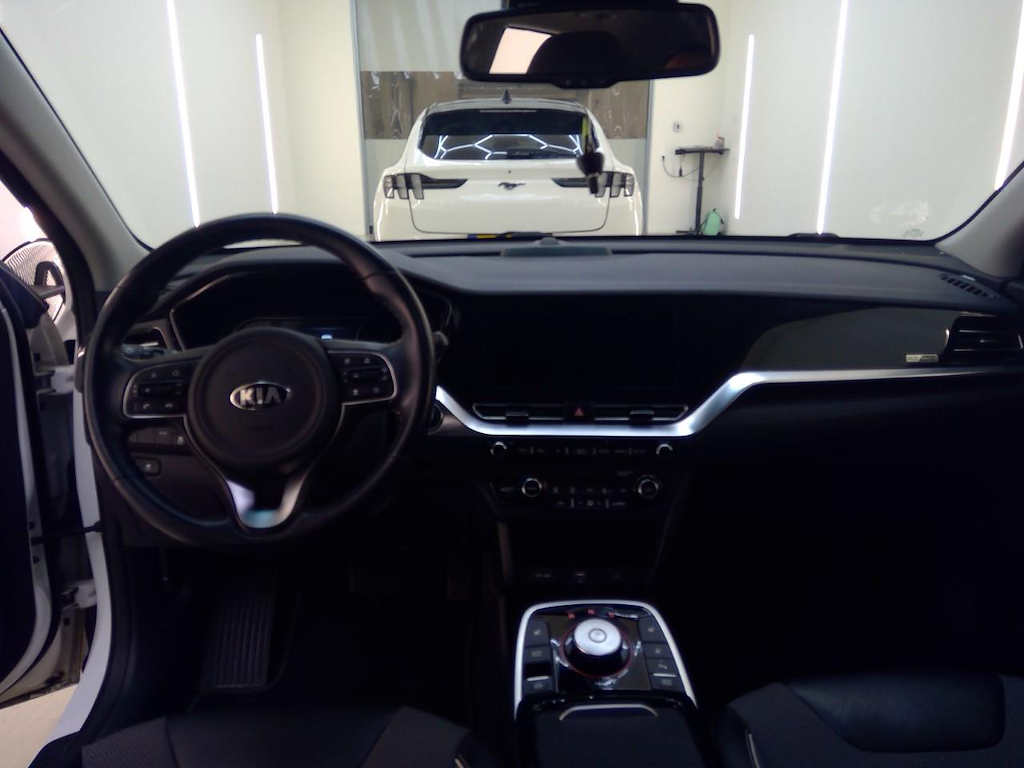 Foto 9 van Kia Niro