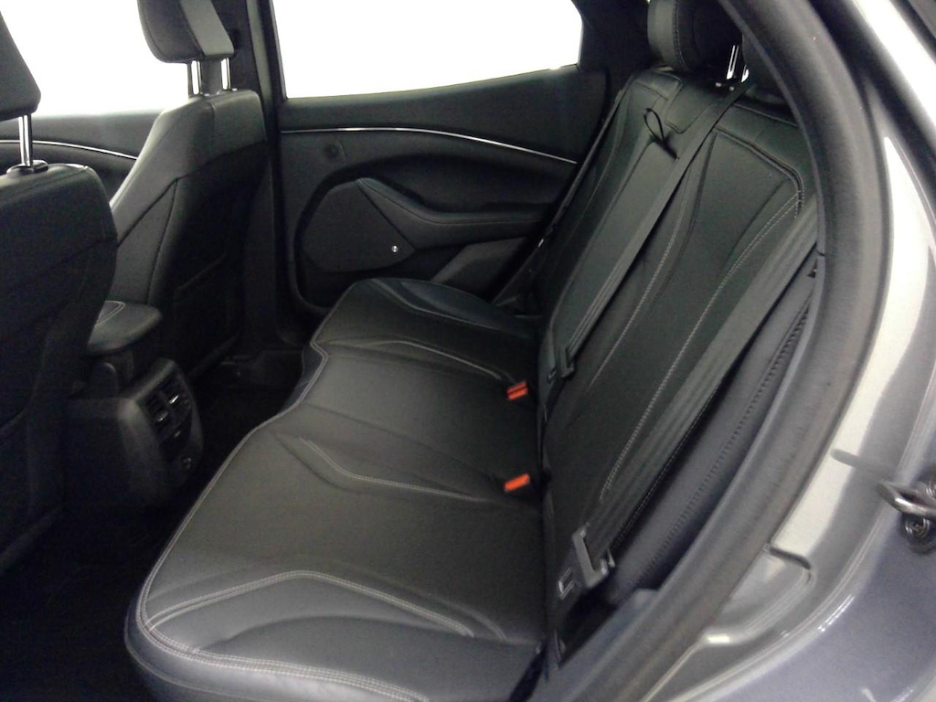 Foto 9 van Ford Mustang