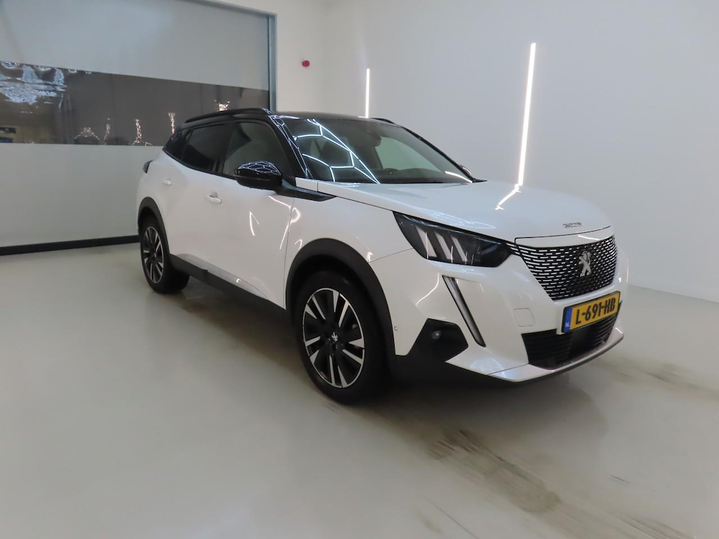 Foto 5 van Peugeot E-2008