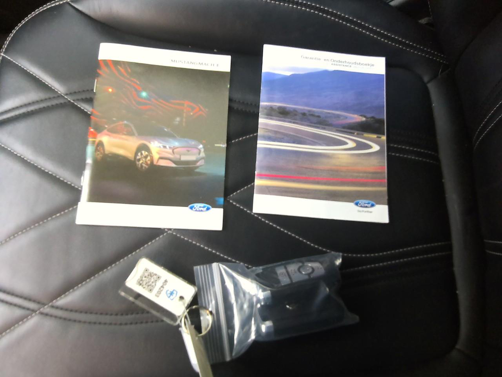 Foto 18 van Ford Mustang