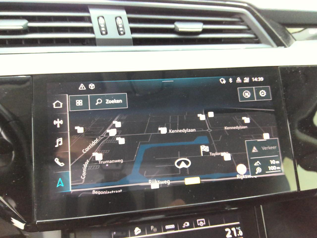 Foto 17 van Audi e-tron sportback