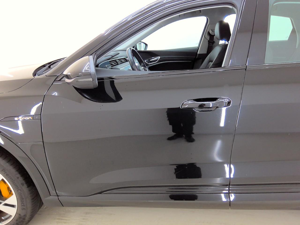Foto 27 van Audi e-tron sportback
